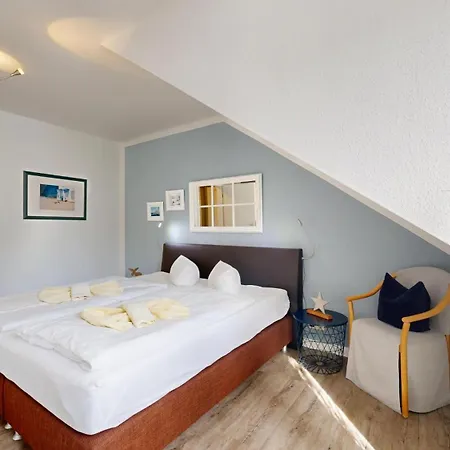 Appartementhaus Binzer Sterne 59 * بينز